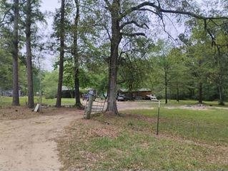 101 Rocky Lane, Livingston, TX 77351