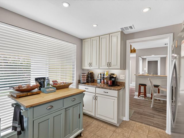 2107 Rose Cliff Lane, Carrollton, TX 75007