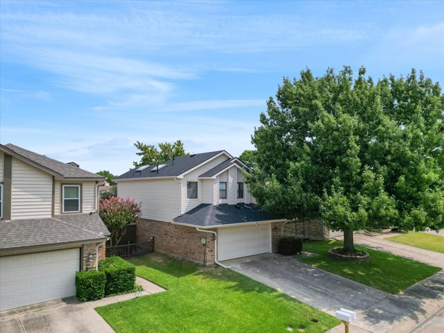 2107 Rose Cliff Lane, Carrollton, TX 75007