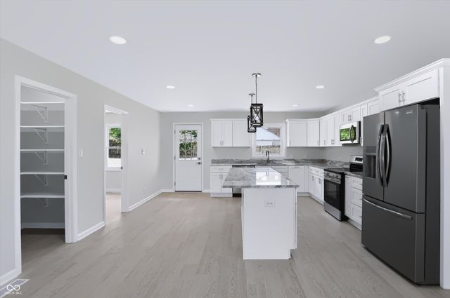 109 W Johnson Street, Fairland, IN 46126