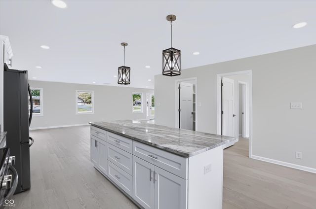 109 W Johnson Street, Fairland, IN 46126