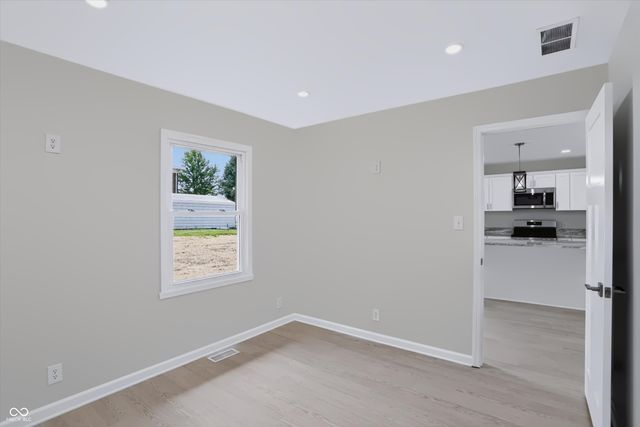 109 W Johnson Street, Fairland, IN 46126