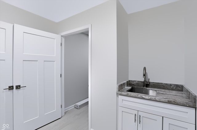 109 W Johnson Street, Fairland, IN 46126