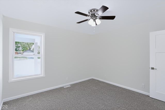 109 W Johnson Street, Fairland, IN 46126