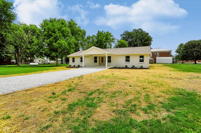 109 W Johnson Street, Fairland, IN 46126