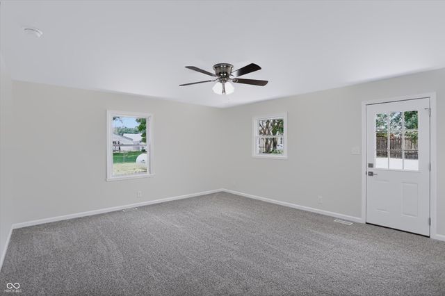 109 W Johnson Street, Fairland, IN 46126