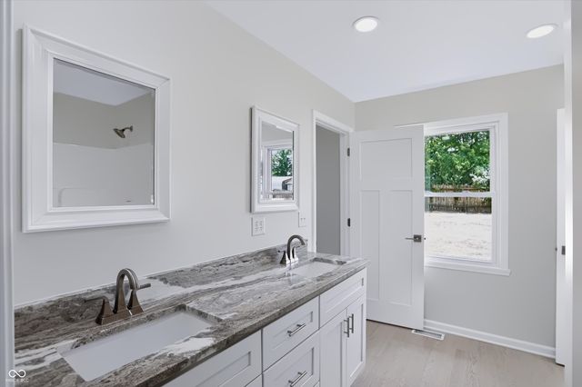 109 W Johnson Street, Fairland, IN 46126