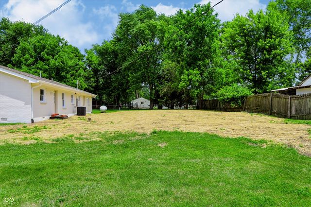 109 W Johnson Street, Fairland, IN 46126