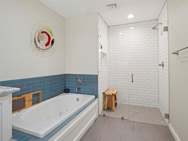 1101 Tedford Way, Nichols Hills, OK 73116