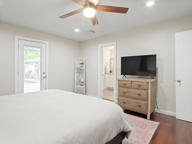 1101 Tedford Way, Nichols Hills, OK 73116