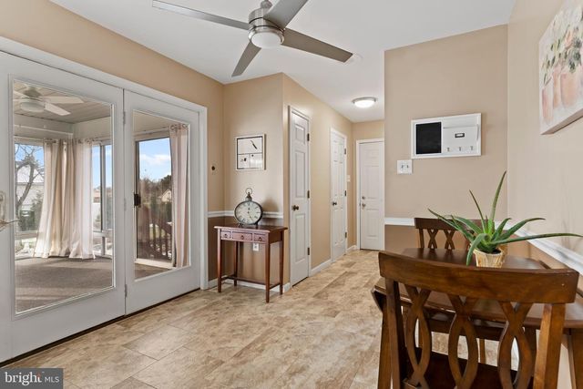 5 CANTERBURY COURT, Mechanicsburg, PA 17050