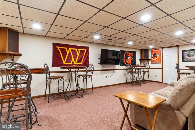 5 CANTERBURY COURT, Mechanicsburg, PA 17050