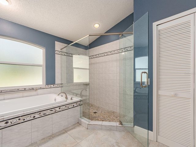 3256 BENTLEY DRIVE, Palm Harbor, FL 34684