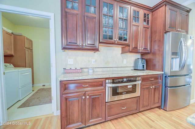 57 Bayberry Drive, Malta, NY 12020