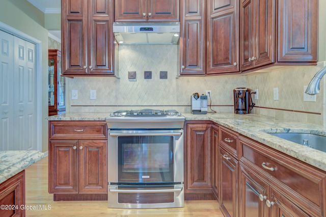 57 Bayberry Drive, Malta, NY 12020