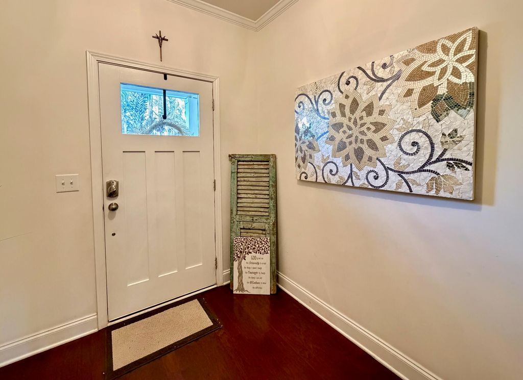 Image 11 of property listing at 1219 Dingle Road, Mount Pleasant, SC 29466