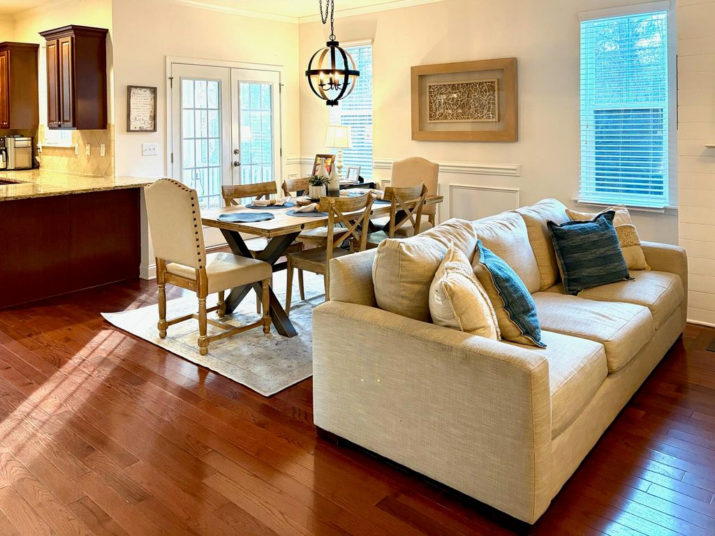 Image 18 of property listing at 1219 Dingle Road, Mount Pleasant, SC 29466