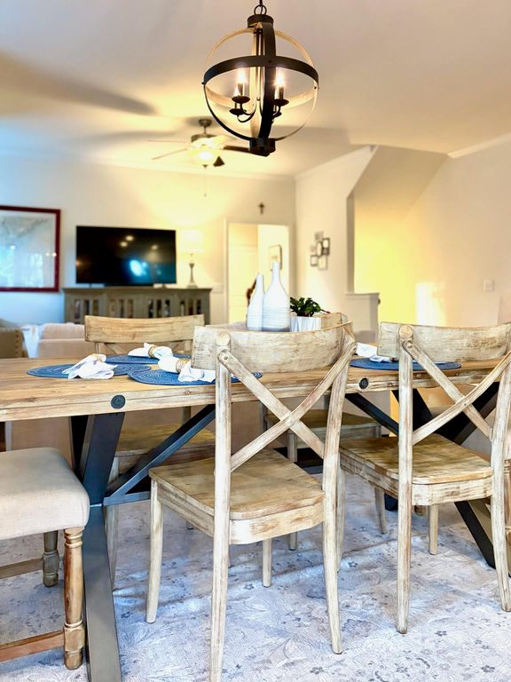 Image 20 of property listing at 1219 Dingle Road, Mount Pleasant, SC 29466