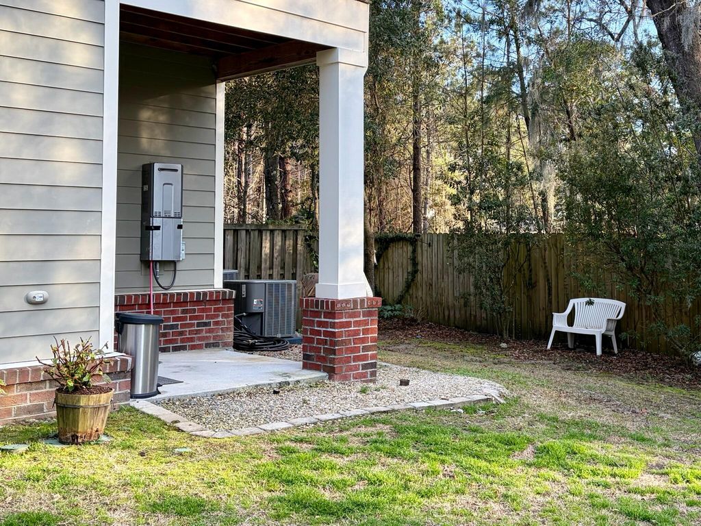 Image 64 of property listing at 1219 Dingle Road, Mount Pleasant, SC 29466