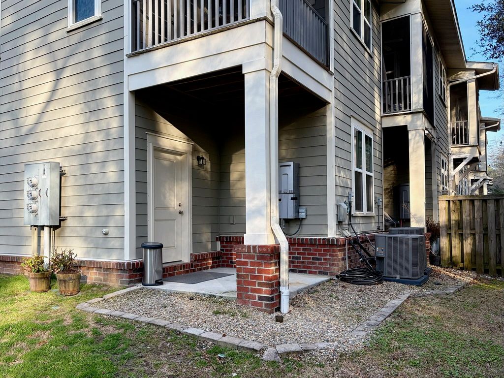 Image 65 of property listing at 1219 Dingle Road, Mount Pleasant, SC 29466