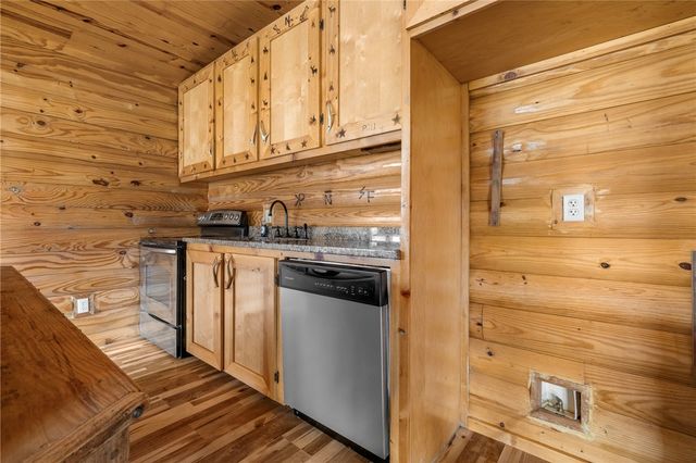 2530 Cottonwood, Harrison, AR 72601