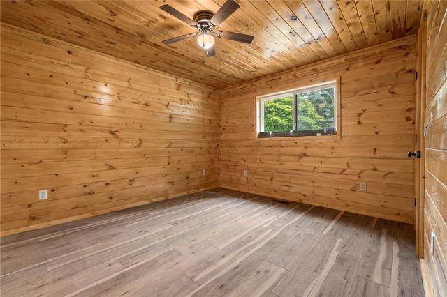 2530 Cottonwood, Harrison, AR 72601