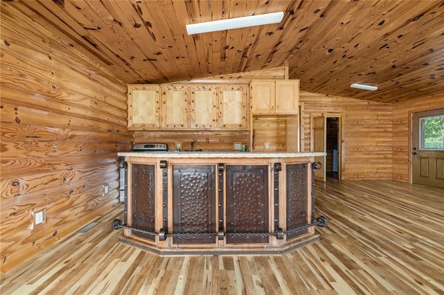 2530 Cottonwood, Harrison, AR 72601