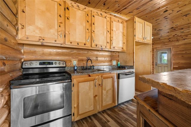 2530 Cottonwood, Harrison, AR 72601