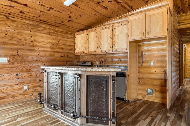 2530 Cottonwood, Harrison, AR 72601