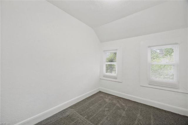 23 Emmons PL, Portsmouth, VA 23702