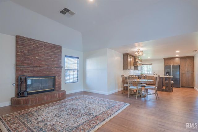 11502 Martinsville Avenue, Bakersfield, CA 93312