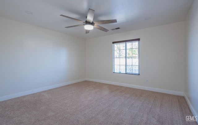 11502 Martinsville Avenue, Bakersfield, CA 93312