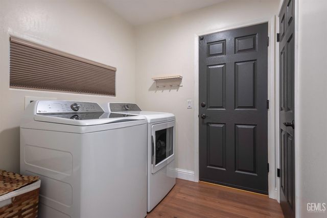 11502 Martinsville Avenue, Bakersfield, CA 93312