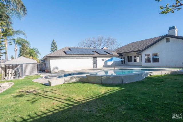 11502 Martinsville Avenue, Bakersfield, CA 93312