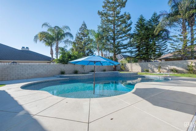 11502 Martinsville Avenue, Bakersfield, CA 93312