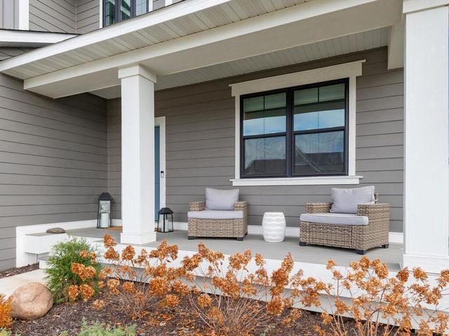 10060 Highpoint Drive, Victoria, MN 55318