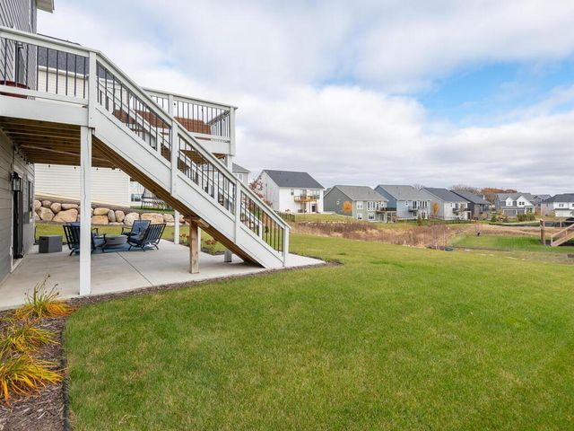 10060 Highpoint Drive, Victoria, MN 55318