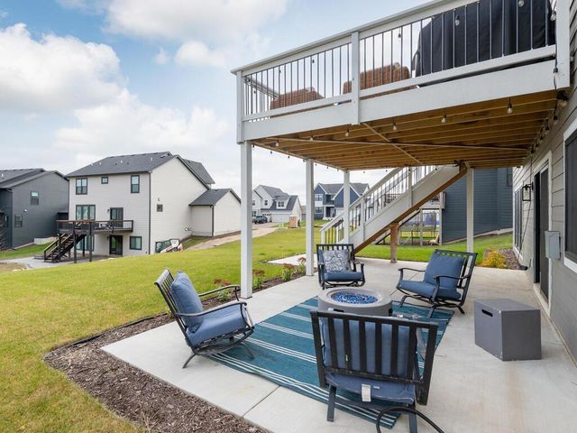 10060 Highpoint Drive, Victoria, MN 55318