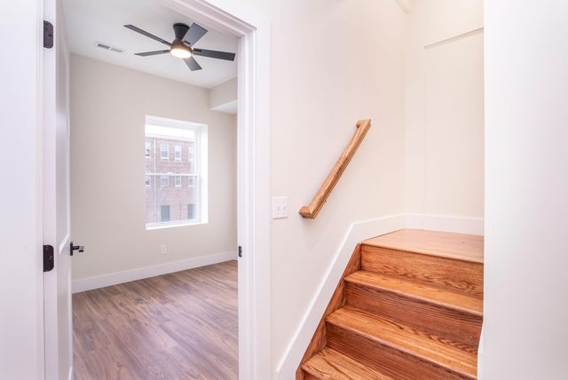 11 E 9th Street, Covington, KY 41011
