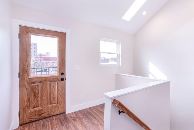 11 E 9th Street, Covington, KY 41011