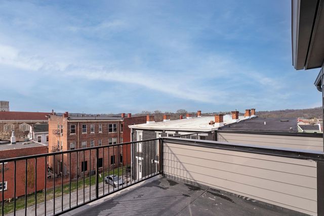 11 E 9th Street, Covington, KY 41011