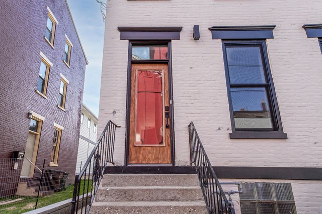 11 E 9th Street, Covington, KY 41011