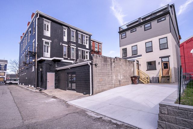 11 E 9th Street, Covington, KY 41011