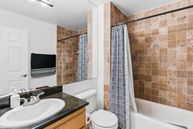 9860 Dale Ave D7, Spring Valley, CA 91977