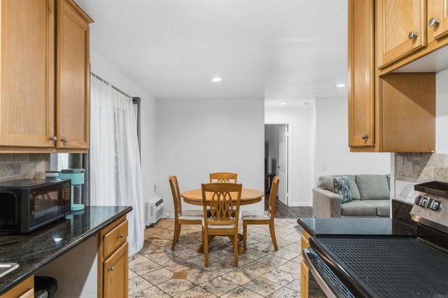 9860 Dale Ave D7, Spring Valley, CA 91977