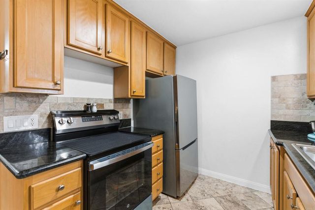 9860 Dale Ave D7, Spring Valley, CA 91977