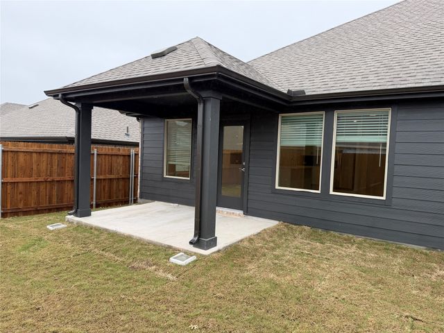 804 Edgehurst Drive, Mckinney, TX 75071