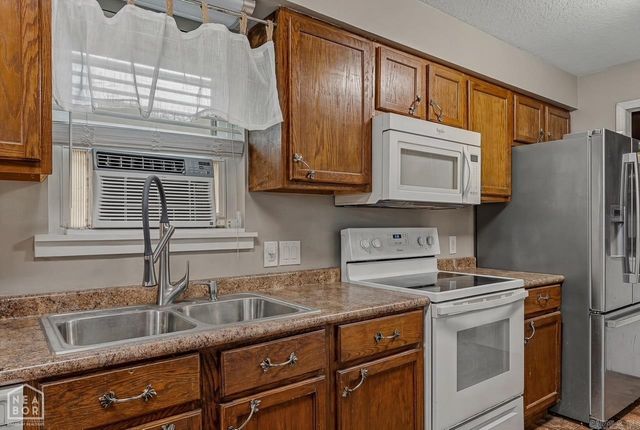 1303 Daniel Drive, Paragould, AR 72450
