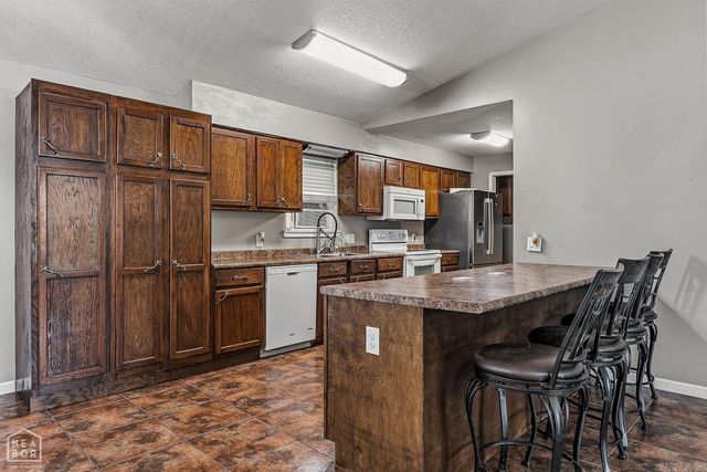 1303 Daniel Drive, Paragould, AR 72450