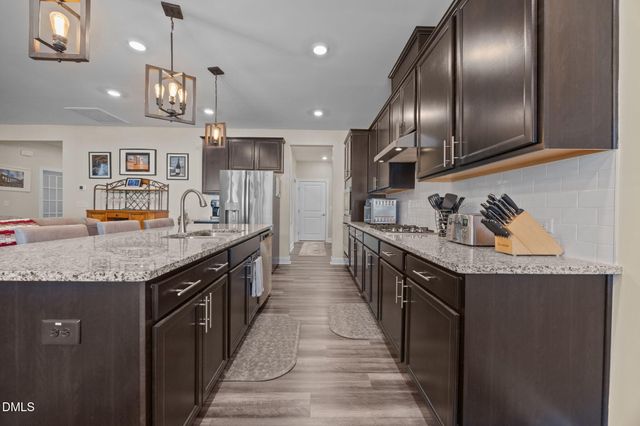 176 Auburn Village Boulevard, Raleigh, NC 27610